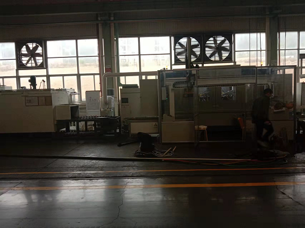 2022年1月為福建某上市公司設(shè)計(jì)，制造的鋼套內(nèi)外孔淬火加熱設(shè)備